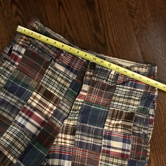 AMERICAN EAGLE Madras Plaid Longer Length Shorts - Picture 6 of 11